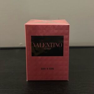 Valentino Donna Born In Roma Pink Box with Black Logo Panel